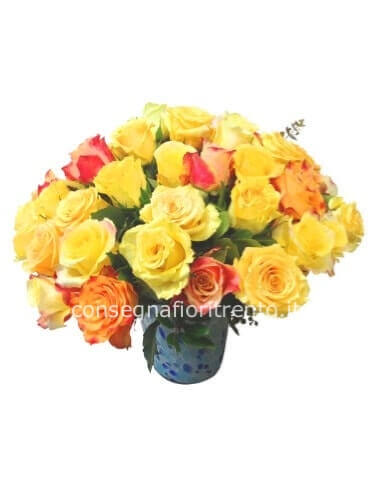 Bouquet  con rose giallo e arancio